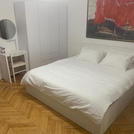 Alea2 Apartment Тирана Екстериор снимка