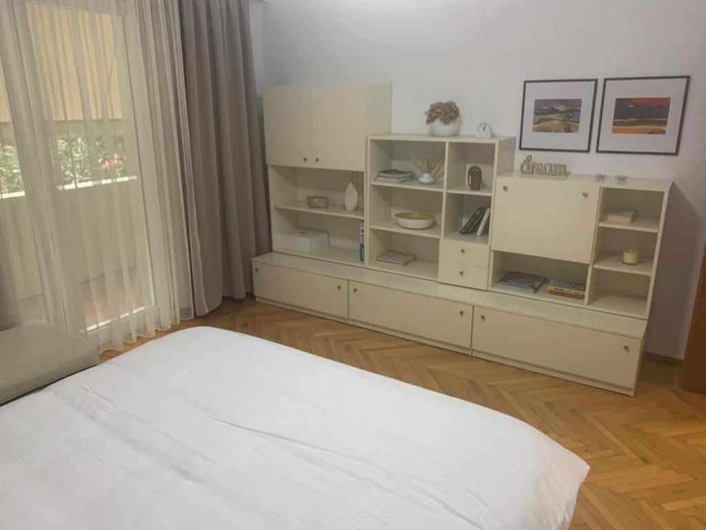 Alea2 Apartment Тирана Екстериор снимка
